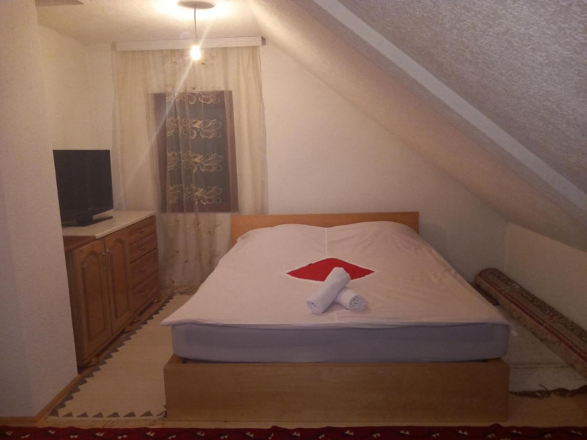 Apartment Little Village พลาฟ ภายนอก รูปภาพ